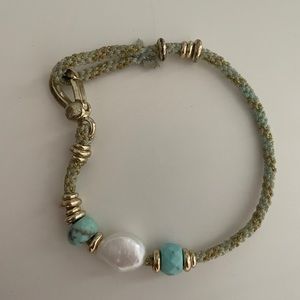 Pretty blue / gold KENDRA SCOTT bracelet